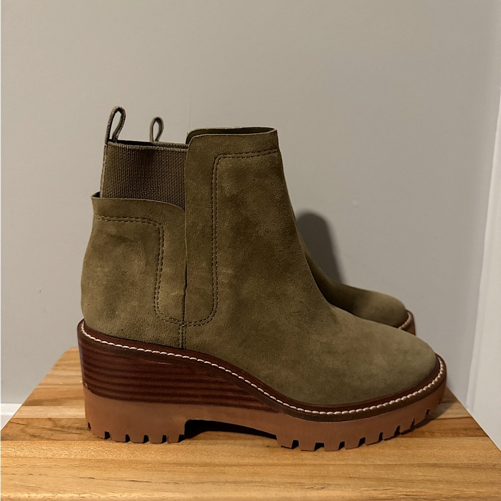 Vince Camuto Dendra
